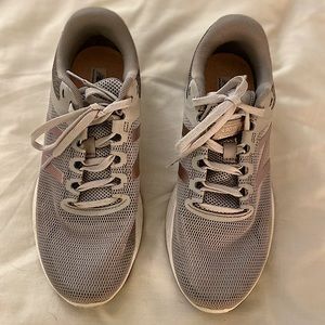 Women’s New Balance sneakers